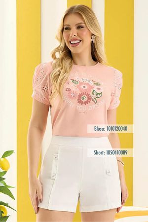 Short Com Vivos E Recortes