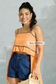 blusa-com-babados-assimetricos-e-vivos-laranja-38-389021-0