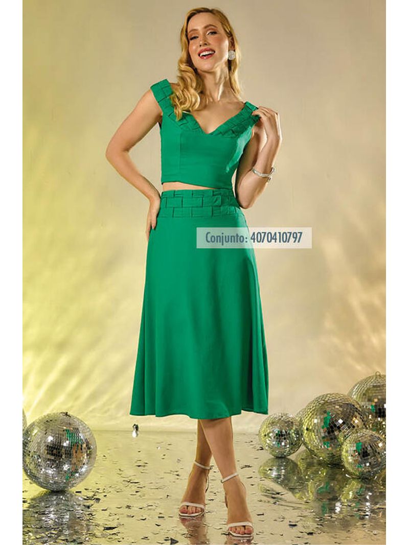 Conjunto-De-Blusa-E-Saia-Midi-Com-Cos-Diferencido-Verde-46