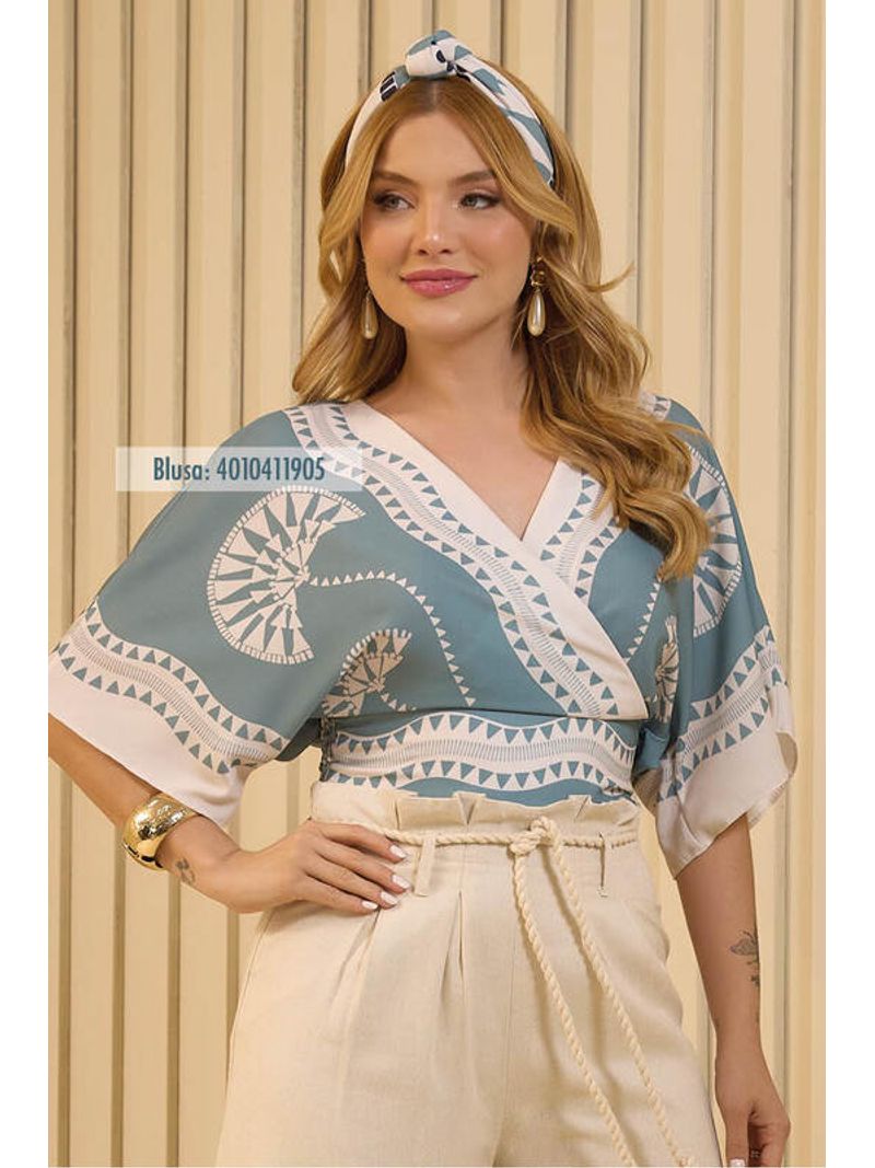 Blusa-Ampla-Com-Transp.-Frontal-E-Pala-Verde-36