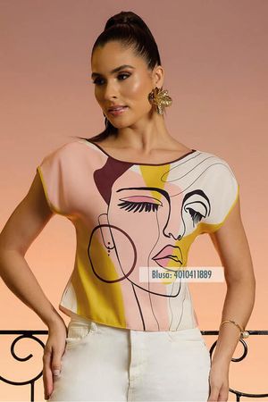 Blusa Quadrada Com Vieses Coloridos