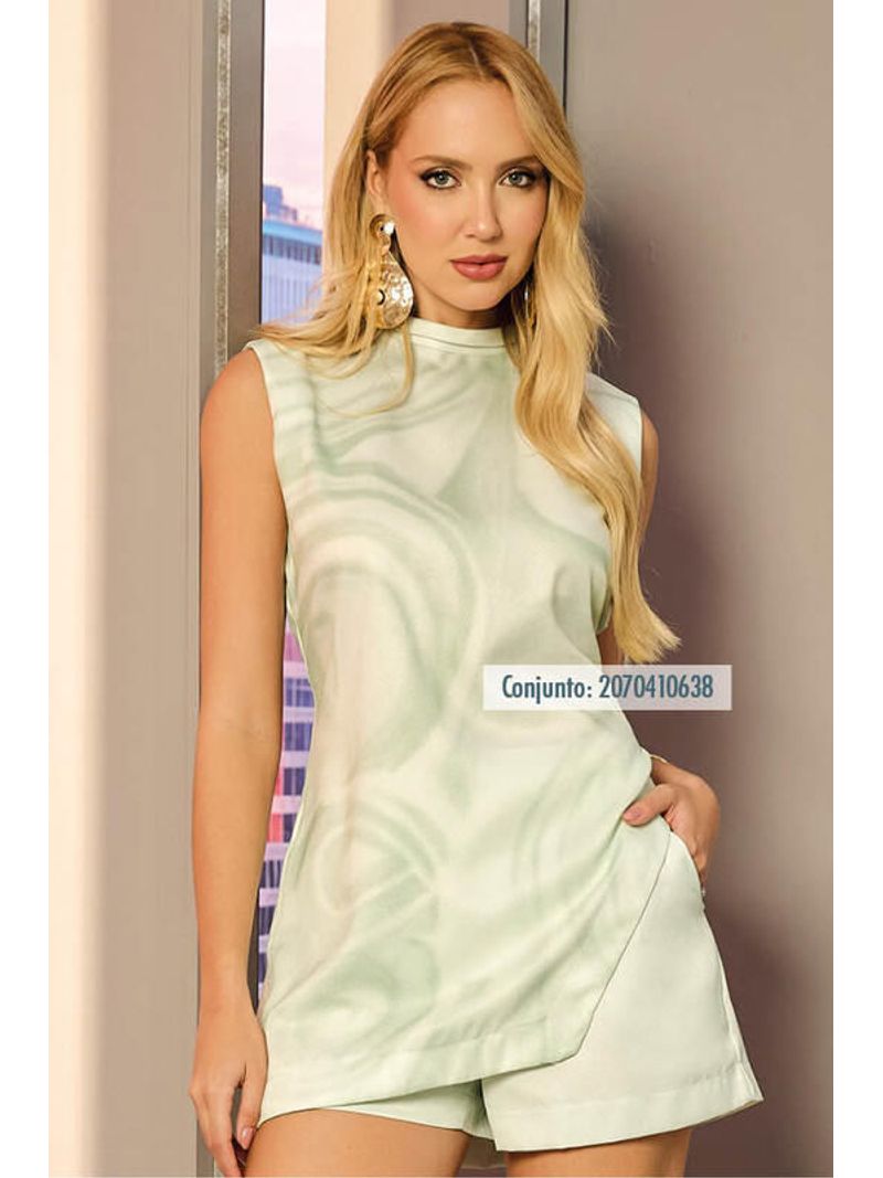 Conjunto-De-Blusa-Alongada-E-Short-Verde-36