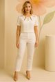 conjunto-blusa-com-decote-recortado-e-calca-off-white-44-399883-0