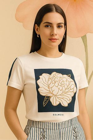 Blusa Tshirt Off Com Detalhes Marinho