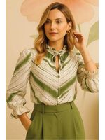 Blusa-Manga-Longa-Pala-Nos-Ombros-Estampado-42
