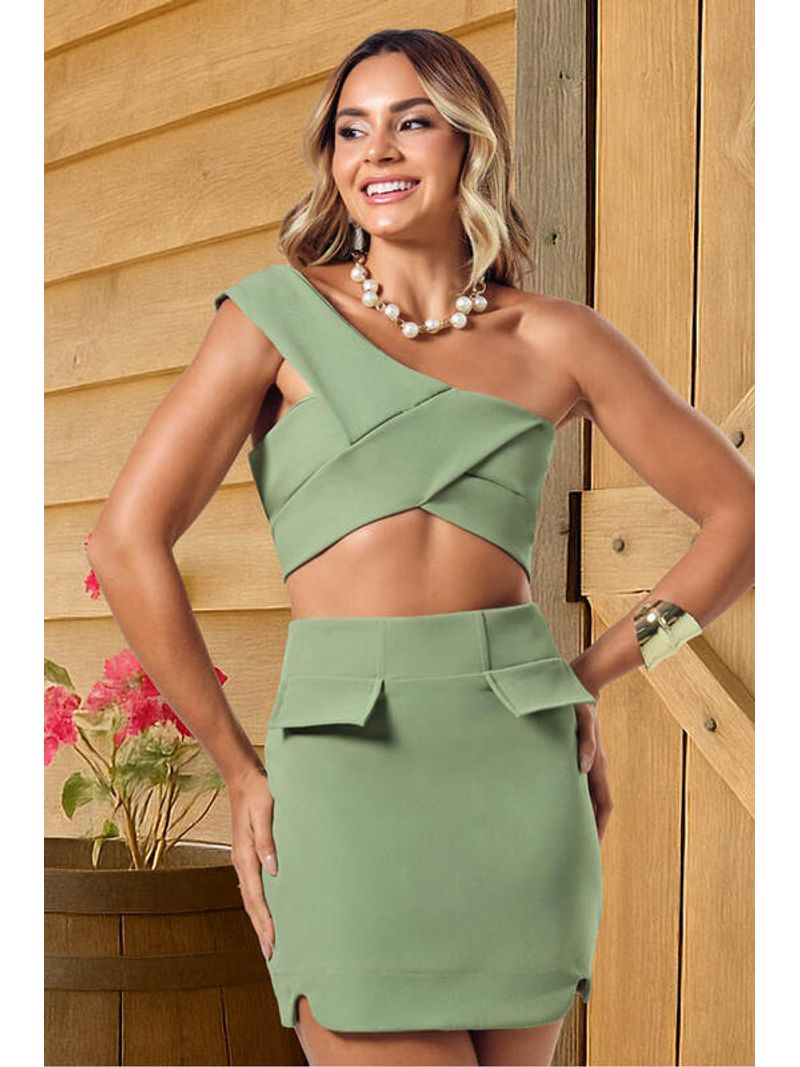 Conjunto-De-Blusa-Assimetrica-E-Saia-Verde-46