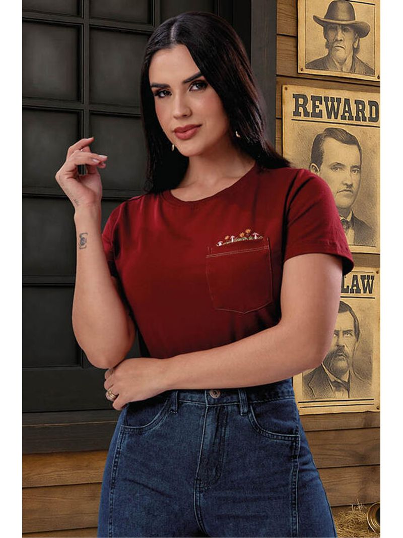 Blusa-Baby-Look-Com-Bolso-E-Bordado-Vinho-44