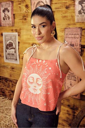 Blusa Semi Cropped Com Alca De Amarracao