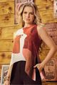 blusa-cavada-com-pontas-simetricas-estampado-46-404188-0