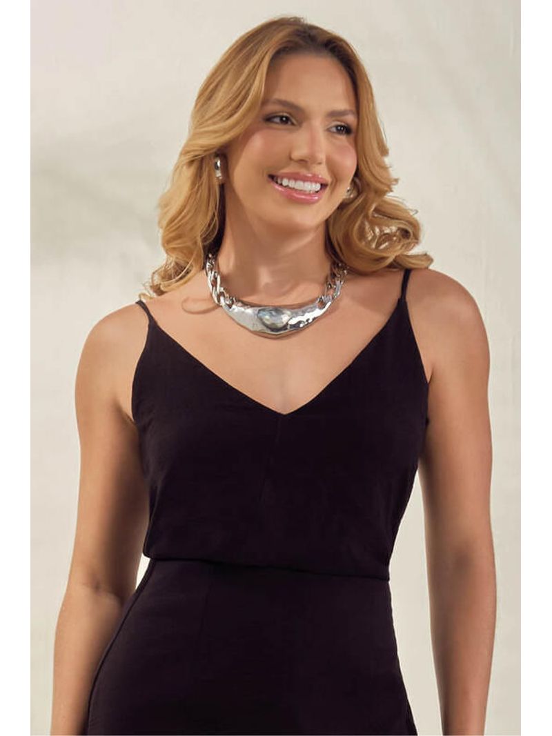 Blusa-Regata-Com-Recortes-Preto-46