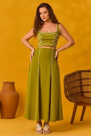Conjunto Blusa Com Vies Aplicados E Saia Cropped