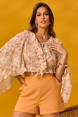 Conjunto De  Blusa Com Babados E Short Curto