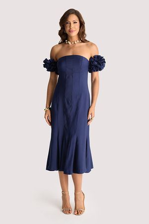 Vestido Plano Midi Ombro A Ombro Com Babados